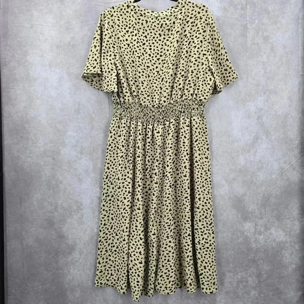 Bloomchic Animal Print Flutter Office Short Sleev… - image 2